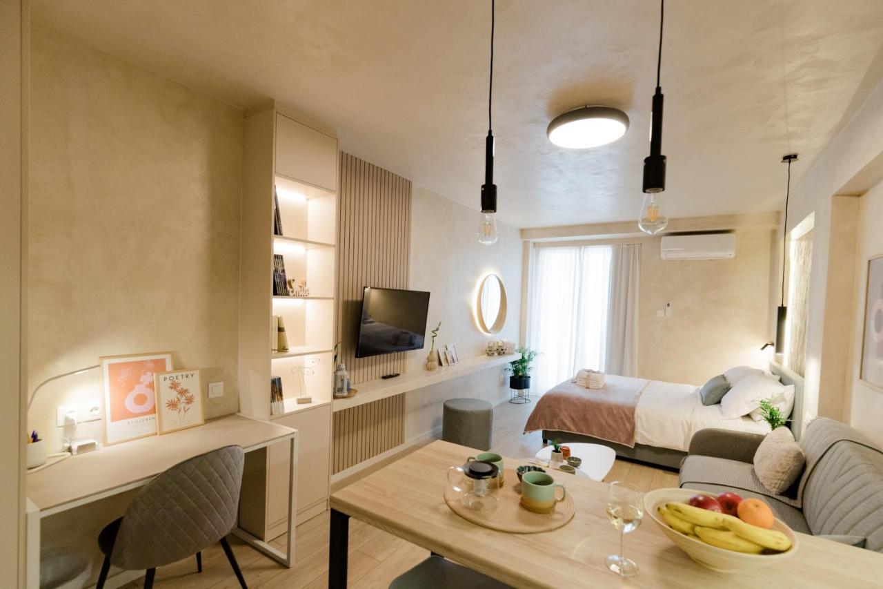 Apo-Zachari Elegant Apartment Lárisza Kültér fotó