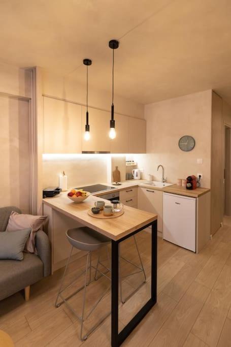 Apo-Zachari Elegant Apartment Lárisza Kültér fotó