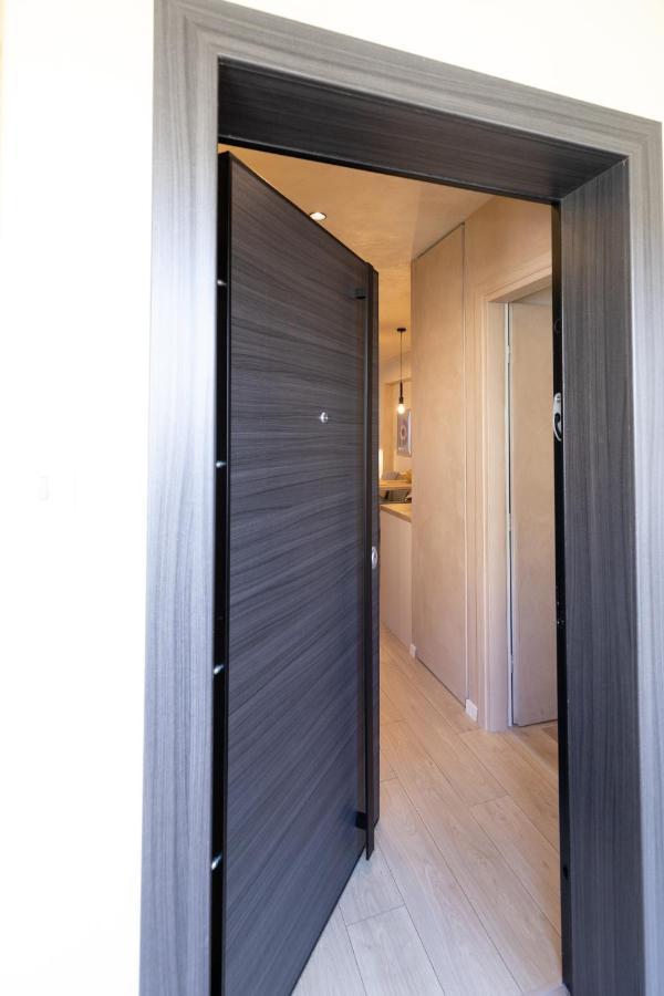 Apo-Zachari Elegant Apartment Lárisza Kültér fotó